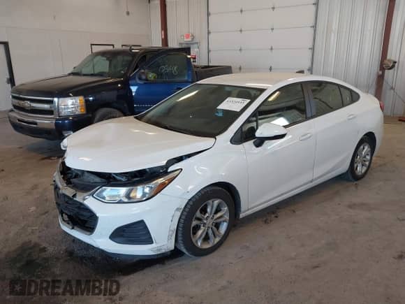2019 Chevrolet Cruze LS с VIN 1G1BC5SM3K7125638, выставлен на аукционе IAAI как лот 43324933 с пробегом 175 189 миль миль и . История ставок и продаж доступна на DreamBid. Изображение 2.