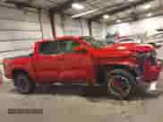 2024 Toyota Tacoma SR5 z VIN 3TYLB5JNXRT023878, wystawiony jako IAAI lot #43246001 z przebiegiem 9 321 mil mil oraz . Historia ofert i sprzedaży dostępna na DreamBid. Obrazek 13.