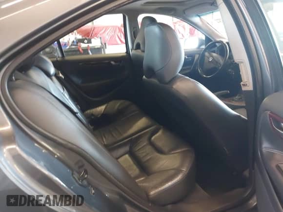 2008 Volvo S60 2.5T с VIN YV1RS592982670370, выставлен на аукционе IAAI как лот 42795634 с пробегом Не указан миль и . История ставок и продаж доступна на DreamBid. Изображение 8.
