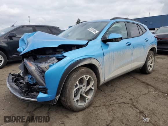 2025 Chevrolet Trax LT with VIN KL77LHEP2SC147199, listed as a Copart auction lot 81791405 with 12,347 mi miles and Salvage title. Bid and sale history available at DreamBid. Image 1.
