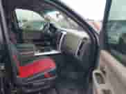 2010 Dodge 1500 SLT z VIN 1D7RV1CP5AS192843, wystawiony jako IAAI lot #43072836 z przebiegiem 220 077 mil mil oraz . Historia ofert i sprzedaży dostępna na DreamBid. Obrazek 5.