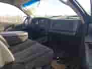 2002 Dodge 1500 z VIN 1D7HU16N82J162557, wystawiony jako IAAI lot #41883476 z przebiegiem 161 137 mil mil oraz . Historia ofert i sprzedaży dostępna na DreamBid. Obrazek 5.