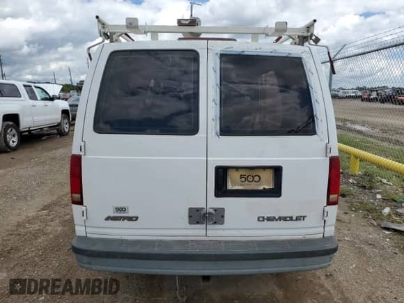 1998 Chevrolet Astro Cargo с VIN 1GCDM19W6WB178818, выставлен на аукционе Copart как лот 71222034 с пробегом 95 128 миль миль и Списание • Salvage title. История ставок и продаж доступна на DreamBid. Изображение 6.