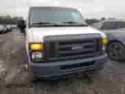 2009 Ford Econoline Cargo Commercial с VIN 1FTNE14W19DA57339, выставлен на аукционе Copart как лот 61335385 с пробегом 48 985 миль миль и Списание • Salvage title. История ставок и продаж доступна на DreamBid. Изображение 5.