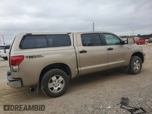 2007 Toyota Tundra SR5 z VIN 5TBDV54137S471126, wystawiony jako Copart lot #82684135 z przebiegiem 256 898 mil mil oraz Czysty tytuł • Clean title. Historia ofert i sprzedaży dostępna na DreamBid. Obrazek 3.