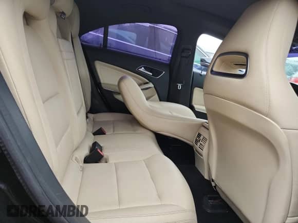 2017 Mercedes-Benz CLA 250 с VIN WDDSJ4EB0HN421910, выставлен на аукционе Copart как лот 71287695 с пробегом 149 464 миль миль и На запчасти • Non repairable. История ставок и продаж доступна на DreamBid. Изображение 11.