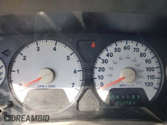 2007 Dodge 1500 ST z VIN 1D7HA16K57J633294, wystawiony jako Copart lot #71986785 z przebiegiem 203 921 mil mil oraz Czysty tytuł • Clean title. Historia ofert i sprzedaży dostępna na DreamBid. Obrazek 9.