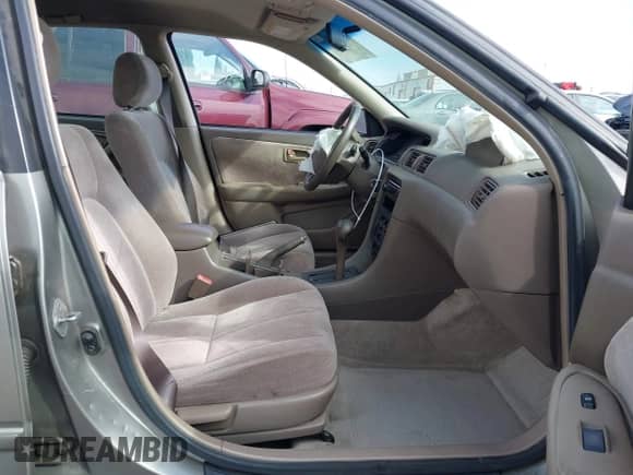 1998 Toyota Camry LE z VIN JT2BG22K5W0120831, wystawiony jako IAAI lot #43273319 z przebiegiem 197 465 mil mil oraz . Historia ofert i sprzedaży dostępna na DreamBid. Obrazek 5.