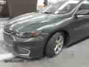 2017 Chevrolet Malibu LS с VIN 1G1ZB5ST0HF115477, выставлен на аукционе IAAI как лот 42831763 с пробегом 86 635 миль миль и . История ставок и продаж доступна на DreamBid. Изображение 6.