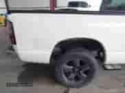 2005 Dodge 1500 SLT z VIN 1D7HA18N75S350782, wystawiony jako IAAI lot #42656182 z przebiegiem 224 695 mil mil oraz . Historia ofert i sprzedaży dostępna na DreamBid. Obrazek 6.