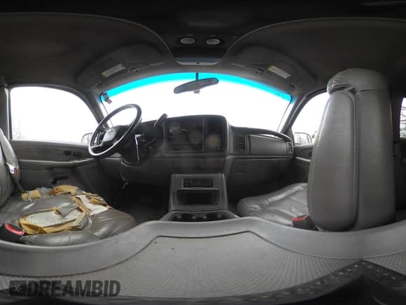 2000 Chevrolet Silverado 1500 LS with VIN 2GCEC19T1Y1380448, listed as a IAAI auction lot 41551018 with 236,697 mi miles and . Bid and sale history available at DreamBid. Image 18.