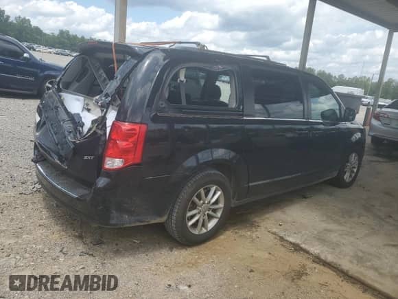 2020 Dodge Grand Caravan SXT with VIN 2C4RDGCG4LR174385, listed as a Copart auction lot 58654945 with 140,242 mi miles and Salvage title. Bid and sale history available at DreamBid. Image 3.