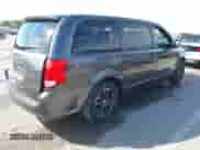 2017 Dodge Grand Caravan SE z VIN 2C4RDGBG6HR819210, wystawiony jako IAAI lot #43343331 z przebiegiem 88 395 mil mil oraz . Historia ofert i sprzedaży dostępna na DreamBid. Obrazek 4.