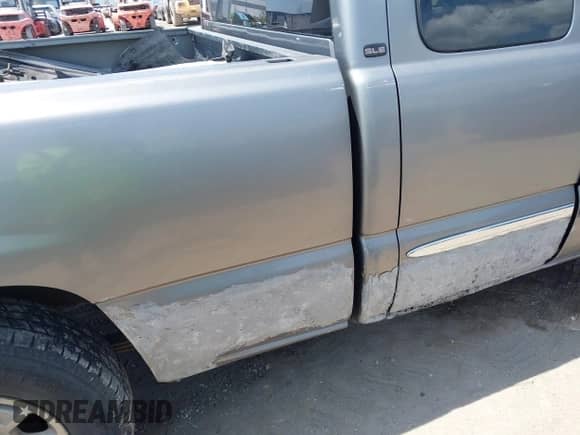 2006 GMC Sierra 1500 SLE1 with VIN 1GTEC19Z76Z128194, listed as a IAAI auction lot 42322131 with Not provided miles and . Bid and sale history available at DreamBid. Image 16.