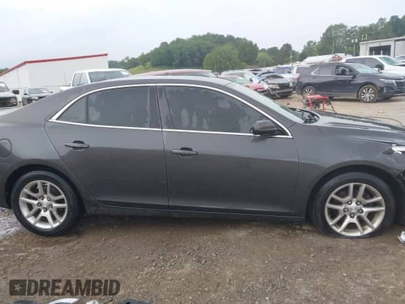 2013 Chevrolet Malibu Eco with VIN 1G11F5RR8DF109030, listed as a IAAI auction lot 42697142 with 125,206 mi miles and . Bid and sale history available at DreamBid. Image 14.