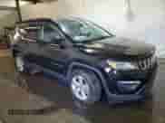 2019 Jeep Compass Latitude с VIN 3C4NJDBB9KT828823, выставлен на аукционе Copart как лот 84745385 с пробегом 34 533 миль миль и Списание • Salvage title. История ставок и продаж доступна на DreamBid. Изображение 4.