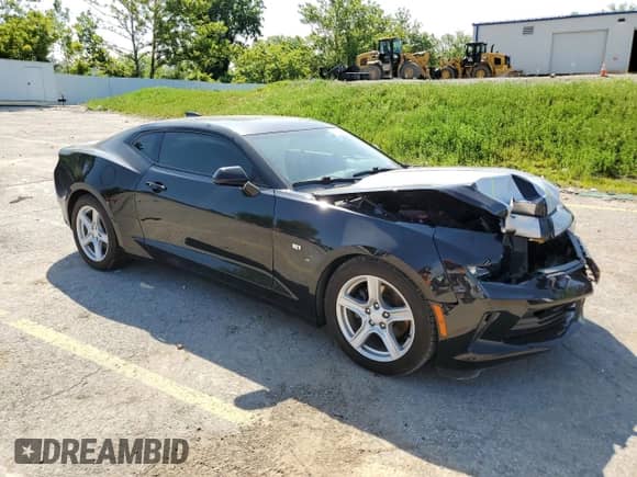 2017 Chevrolet Camaro 1LT with VIN 1G1FB1RX6H0107603, listed as a Copart auction lot 62028395 with 57,699 mi miles and Clean title. Bid and sale history available at DreamBid. Image 4.