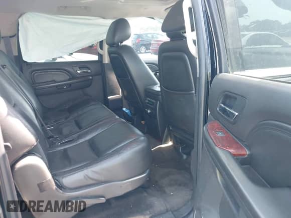 2014 Cadillac Escalade ESV Luxury с VIN 1GYS4HEF6ER130936, выставлен на аукционе IAAI как лот 42232487 с пробегом 156 967 миль миль и . История ставок и продаж доступна на DreamBid. Изображение 8.