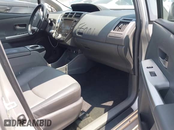 2013 Toyota Prius Two с VIN JTDZN3EU5D3245211, выставлен на аукционе IAAI как лот 42465253 с пробегом 85 998 миль миль и . История ставок и продаж доступна на DreamBid. Изображение 5.