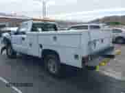 2005 Chevrolet Silverado 2500HD Work Truck with VIN 1GBHC24U55E306015, listed as a IAAI auction lot 43353745 with 107,546 mi miles and . Bid and sale history available at DreamBid. Image 3.