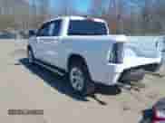 2024 Ram 1500 Big Horn z VIN 1C6SRFFT8RN107517, wystawiony jako IAAI lot #41881945 z przebiegiem 26 396 mil mil oraz . Historia ofert i sprzedaży dostępna na DreamBid. Obrazek 3.