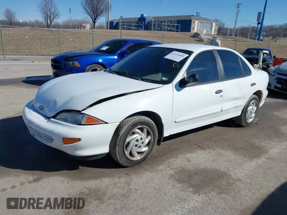 1999 Chevrolet Cavalier LS с VIN 1G1JF5240X7296244, выставлен на аукционе IAAI как лот 41644488 с пробегом 183 386 миль миль и . История ставок и продаж доступна на DreamBid. Изображение 18.