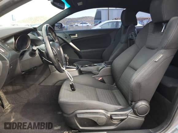 2014 Hyundai Genesis Coupe 2.0T с VIN KMHHT6KD4EU118710, выставлен на аукционе Copart как лот 79562654 с пробегом 177 261 миль миль и Списание • Salvage title. История ставок и продаж доступна на DreamBid. Изображение 7.