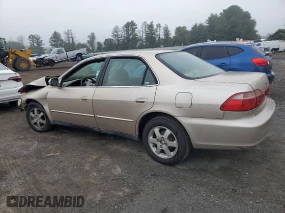 2000 Honda Accord SE with VIN 1HGCG6691YA098979, listed as a Copart auction lot 69508685 with Not provided miles and Salvage title. Bid and sale history available at DreamBid. Image 2.