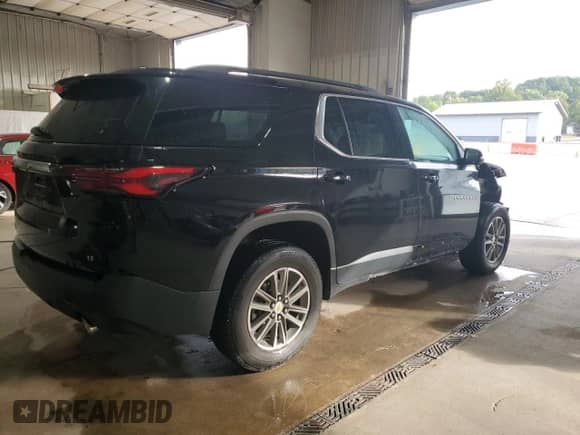 2022 Chevrolet Traverse LT with VIN 1GNEVHKW7NJ111600, listed as a Copart auction lot 83984865 with 83,364 mi miles and Salvage title. Bid and sale history available at DreamBid. Image 3.