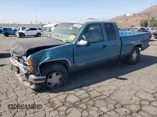 1997 GMC Sierra 1500 с VIN 2GTEK19R0V1554481, выставлен на аукционе Copart как лот 63684065 с пробегом 234 021 миль миль и Списание • Salvage title. История ставок и продаж доступна на DreamBid. Изображение 1.