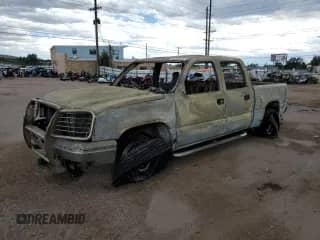 2004 Chevrolet Silverado 1500 LT с VIN 2GCEK13T441338197, выставлен на аукционе Copart как лот 80606915 с пробегом Не указан миль и На запчасти • Non repairable. История ставок и продаж доступна на DreamBid. Изображение 1.