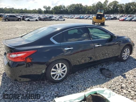 2016 Nissan Altima SR with VIN 1N4AL3AP5GC170880, listed as a Copart auction lot 68586295 with 188,387 mi miles and Salvage title. Bid and sale history available at DreamBid. Image 3.