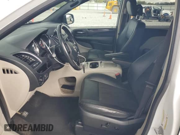 2019 Dodge Grand Caravan SXT with VIN 2C4RDGCG3KR622355, listed as a Copart auction lot 81505645 with 125,644 mi miles and Salvage title. Bid and sale history available at DreamBid. Image 7.