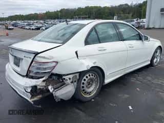 2010 Mercedes-Benz C 300 Sport с VIN WDDGF8BB3AR125040, выставлен на аукционе IAAI как лот 43392392 с пробегом 135 072 миль миль и . История ставок и продаж доступна на DreamBid. Изображение 6.