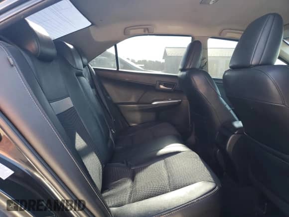 2013 Toyota Camry SE z VIN 4T1BF1FK0DU267946, wystawiony jako Copart lot #85169545 z przebiegiem Nie podano mil oraz Szkoda całkowita • Salvage title. Historia ofert i sprzedaży dostępna na DreamBid. Obrazek 10.