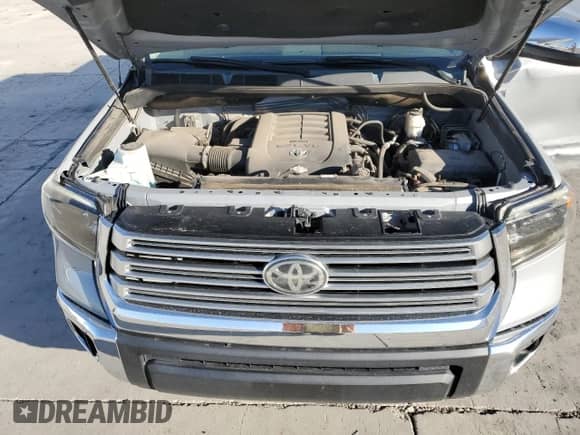 2019 Toyota Tundra SR5 с VIN 5TFHY5F15KX845980, выставлен на аукционе Copart как лот 71916695 с пробегом 97 577 миль миль и Списание • Salvage title. История ставок и продаж доступна на DreamBid. Изображение 11.