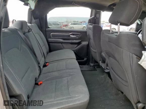 2023 Ram 1500 Lone Star z VIN 1C6RREFG6PN565422, wystawiony jako Copart lot #69593635 z przebiegiem Nie podano mil oraz Szkoda całkowita • Salvage title. Historia ofert i sprzedaży dostępna na DreamBid. Obrazek 10.