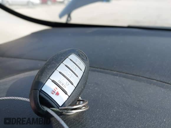 2013 Nissan Pathfinder SV with VIN 5N1AR2MM0DC662759, listed as a IAAI auction lot 43491762 with 164,834 mi miles and . Bid and sale history available at DreamBid. Image 11.