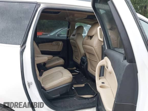 2011 Chevrolet Traverse LTZ с VIN 1GNKRLED7BJ346417, выставлен на аукционе IAAI как лот 43277833 с пробегом 232 460 миль миль и . История ставок и продаж доступна на DreamBid. Изображение 8.