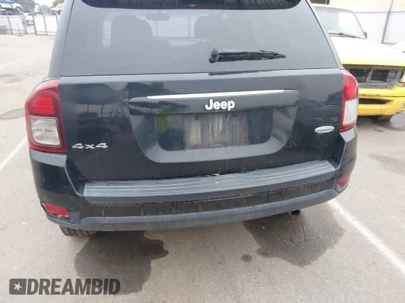2017 Jeep Compass High Altitude z VIN 1C4NJDEB6HD106073, wystawiony jako IAAI lot #43526297 z przebiegiem 103 392 mil mil oraz . Historia ofert i sprzedaży dostępna na DreamBid. Obrazek 19.