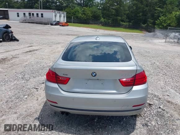 2015 BMW 4 Series 428i xDrive с VIN WBA4C9C50FD331387, выставлен на аукционе IAAI как лот 42506427 с пробегом 98 901 миль миль и . История ставок и продаж доступна на DreamBid. Изображение 15.