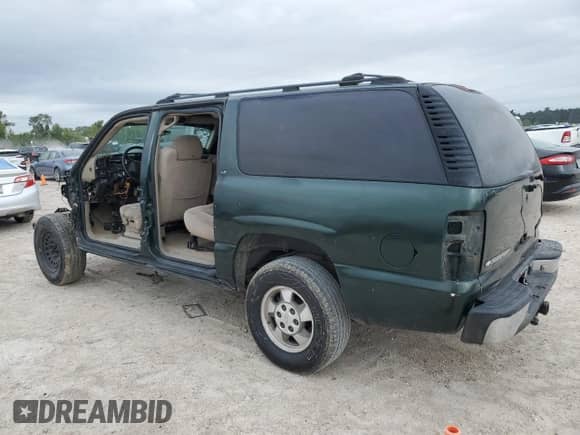 2002 Chevrolet Suburban LT z VIN 3GNEC16Z92G194431, wystawiony jako Copart lot #71030364 z przebiegiem Nie podano mil oraz Nie do naprawy • Non repairable. Historia ofert i sprzedaży dostępna na DreamBid. Obrazek 2.