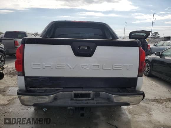2004 Chevrolet Avalanche с VIN 3GNEK12T44G279538, выставлен на аукционе Copart как лот 47115365 с пробегом Не указан миль и Списание • Salvage title. История ставок и продаж доступна на DreamBid. Изображение 6.