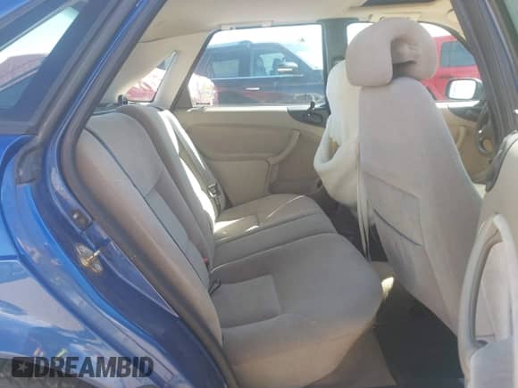 1998 Saab 900 z VIN YS3DD55B7W2015355, wystawiony jako IAAI lot #43326218 z przebiegiem 185 490 mil mil oraz . Historia ofert i sprzedaży dostępna na DreamBid. Obrazek 8.