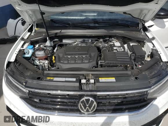 2022 Volkswagen Tiguan SE R-Line Black с VIN 3VV8B7AX7NM025887, выставлен на аукционе Copart как лот 84247015 с пробегом 60 645 миль миль и Списание • Salvage title. История ставок и продаж доступна на DreamBid. Изображение 12.