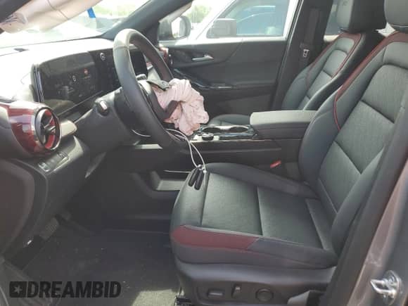 2025 Chevrolet Equinox FWD RS с VIN 3GNAXLEG8SL152533, выставлен на аукционе Copart как лот 51916695 с пробегом 2 697 миль миль и Списание • Salvage title. История ставок и продаж доступна на DreamBid. Изображение 7.