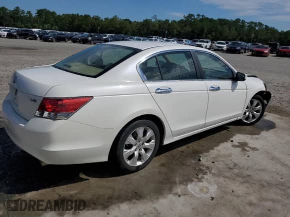 2010 Honda Accord EX with VIN 5KBCP3F75AB009781, listed as a Copart auction lot 71403715 with 141,235 mi miles and Salvage title. Bid and sale history available at DreamBid. Image 3.