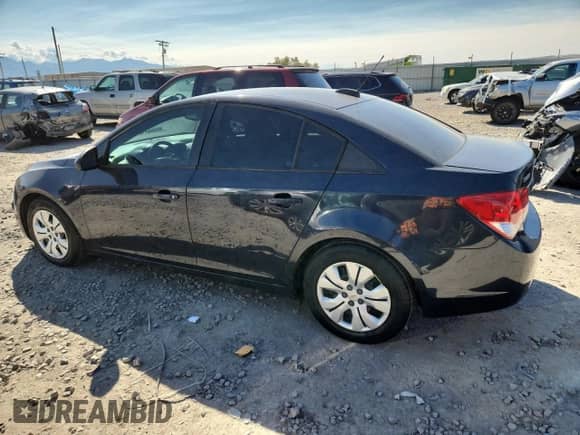 2016 Chevrolet Cruze LS with VIN 1G1PC5SGXG7152651, listed as a Copart auction lot 71321325 with 71,430 mi miles and Clean title. Bid and sale history available at DreamBid. Image 2.