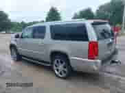 2008 Cadillac Escalade ESV с VIN 1GYFK66808R144573, выставлен на аукционе IAAI как лот 42534674 с пробегом 207 556 миль миль и . История ставок и продаж доступна на DreamBid. Изображение 3.