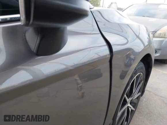 2021 Toyota Camry SE Nightshade z VIN 4T1G11AK8MU536707, wystawiony jako IAAI lot #43329430 z przebiegiem 61 408 mil mil oraz . Historia ofert i sprzedaży dostępna na DreamBid. Obrazek 18.